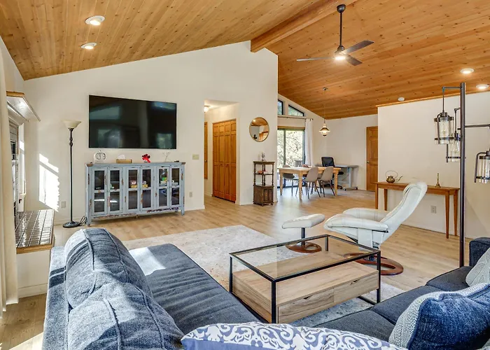 Prescott Extended Stay: Community Perks, Near Dtwn Holiday home