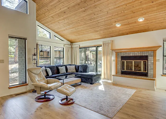 Holiday home Prescott Extended Stay: Community Perks, Near Dtwn Prescott